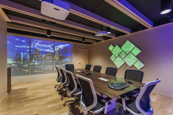 Business Center 79 of 97
