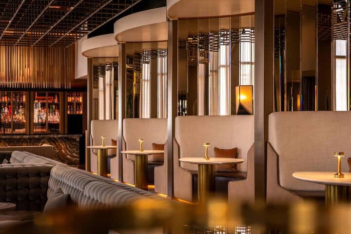 Lounge 101 of 125